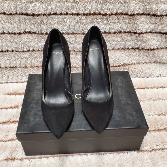 NEW -MARCIANO SUEDE PUMPS 👠 - Picture 2 of 8